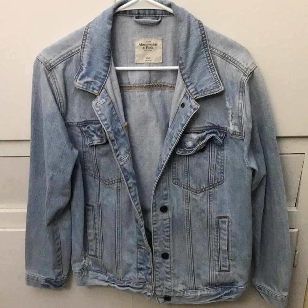 Abercrombie & Fitch distressed denim jacket